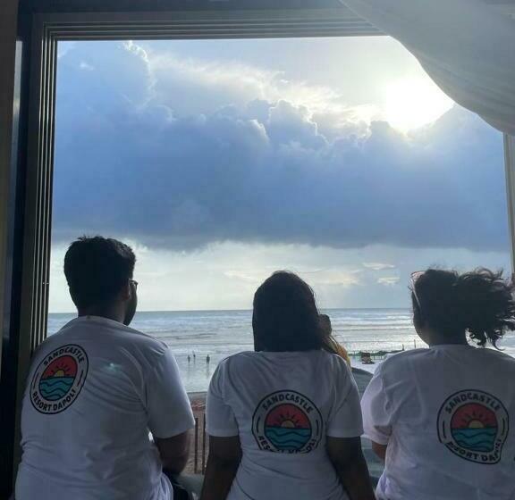 ホテル Sandcastle Beach Resort