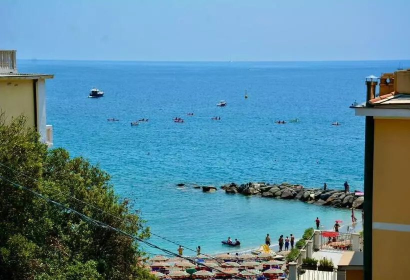 پانسیون Monterosso Rooms