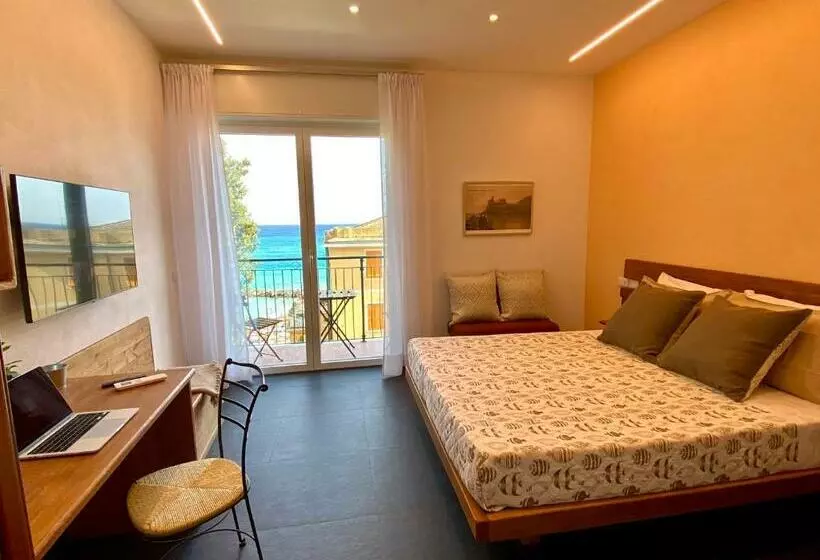 پانسیون Monterosso Rooms