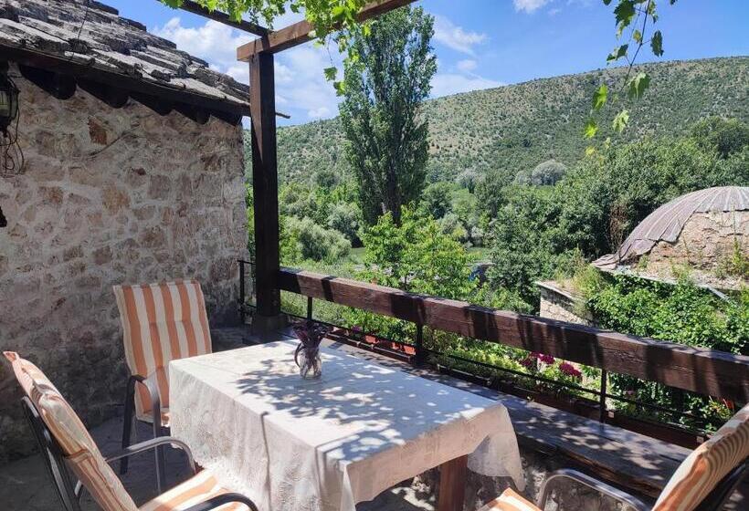 ユースホステル Guest House Pocitelj