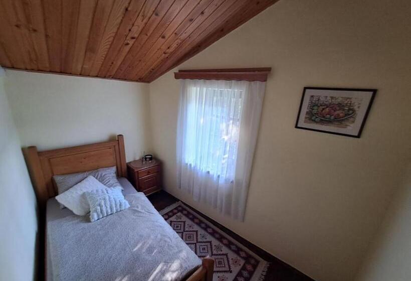 ユースホステル Guest House Pocitelj