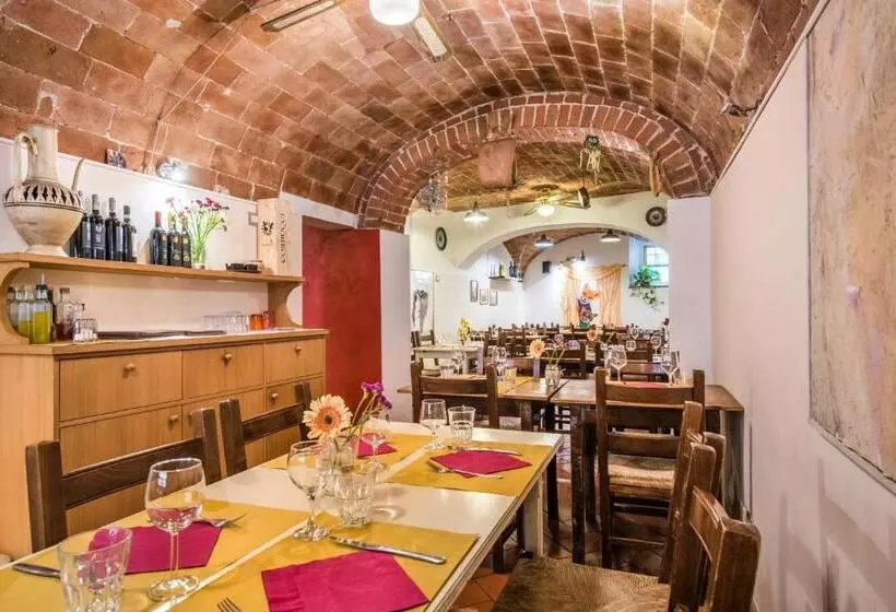 Hotelli Albergo Dal Fata