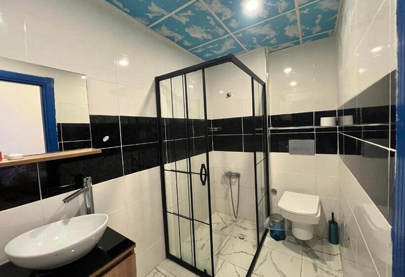 هتل Taksim Eymen Palace