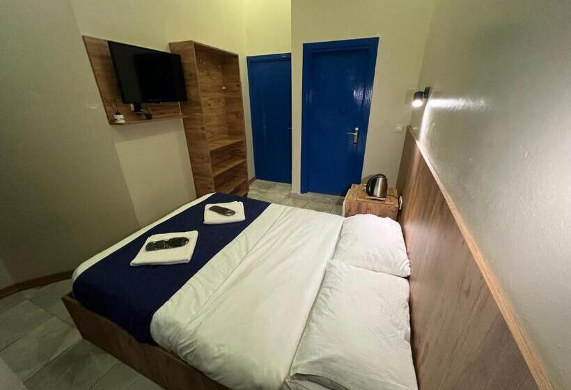 هتل Taksim Eymen Palace