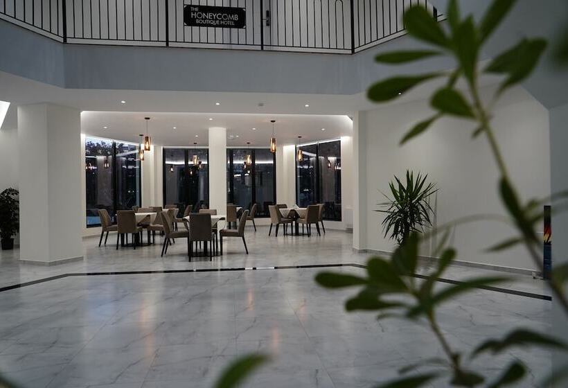 هتل The Honeycomb Boutique