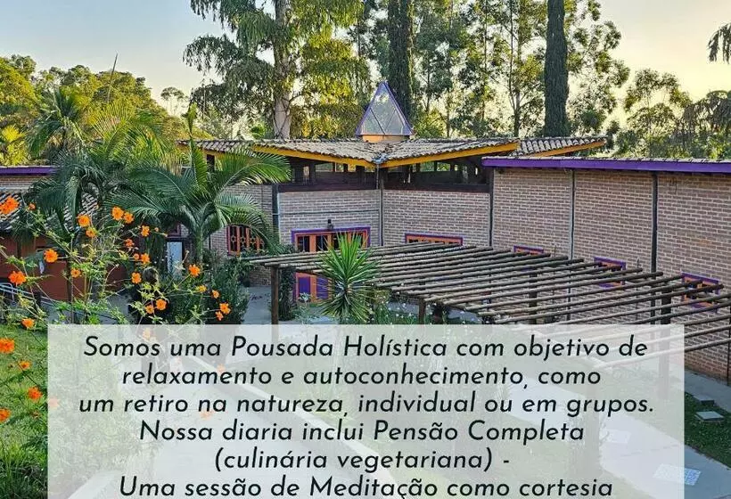 ユースホステル Pousada Dharma Luz E Paz