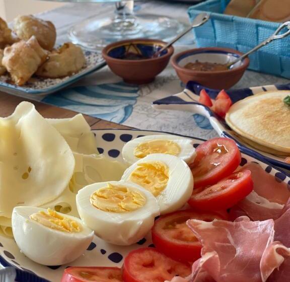 تختخواب و صبحانه Mentamarina