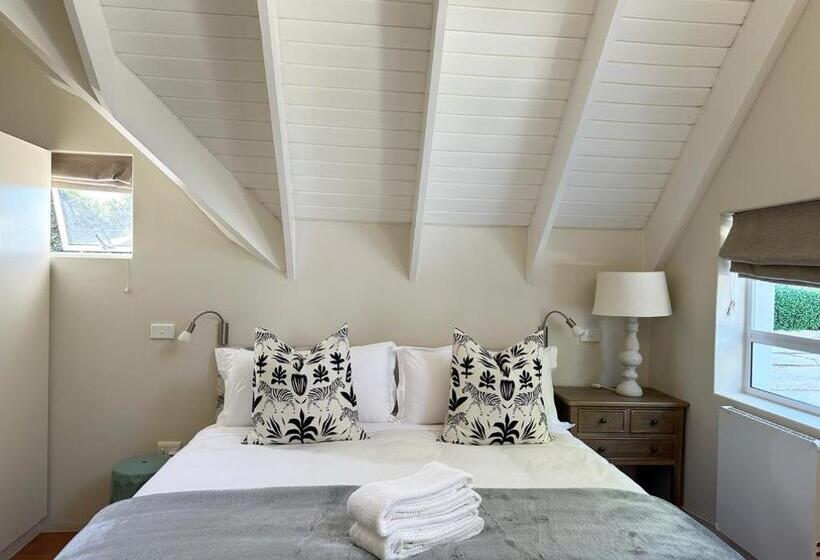 Пансион Adrift Guesthouse St Francis Bay