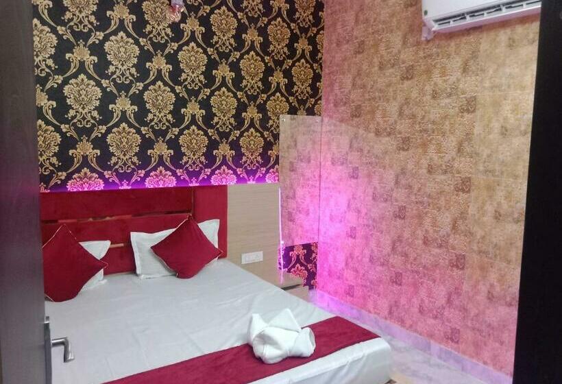 Collection O Hotel Maatrika And Banquets