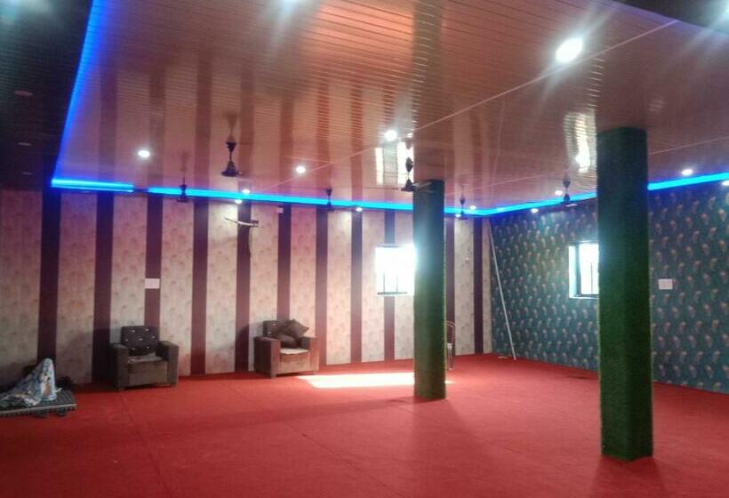 Collection O Hotel Maatrika And Banquets