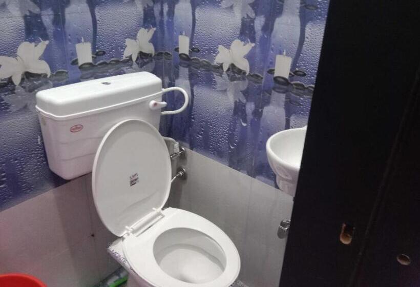 Collection O Hotel Maatrika And Banquets