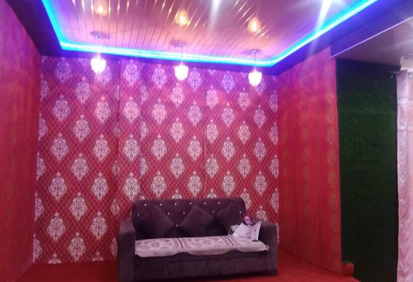 Collection O Hotel Maatrika And Banquets