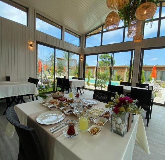 בית מלון כפרי Cirali Hestia Lodge