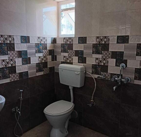 호텔 Oyo Home Road House