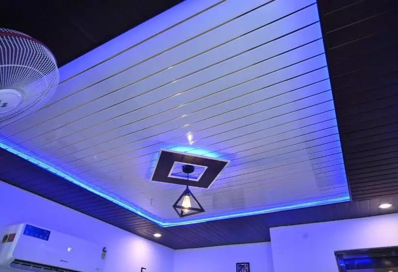 هتل Privyrooms