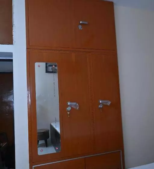 هتل Privyrooms