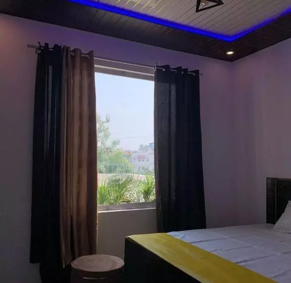 هتل Privyrooms