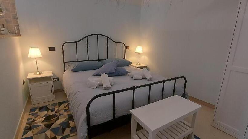 تختخواب و صبحانه Casa Jo