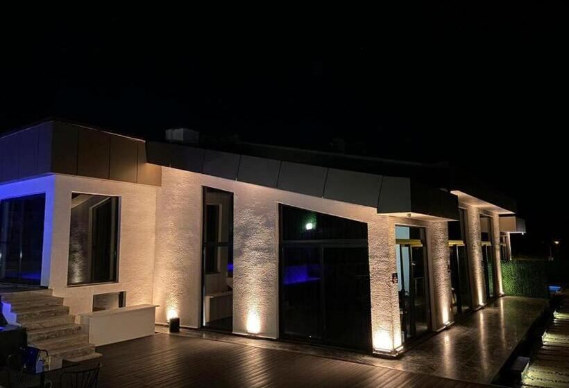 هتل Costa Linn Premium