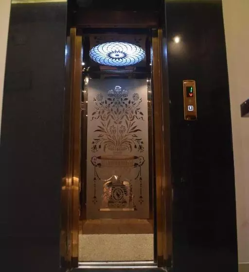 Fabhotel Dhruv Nanda