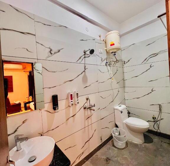 Fabhotel Dhruv Nanda