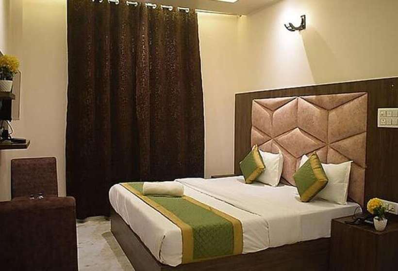 Fabhotel Dhruv Nanda