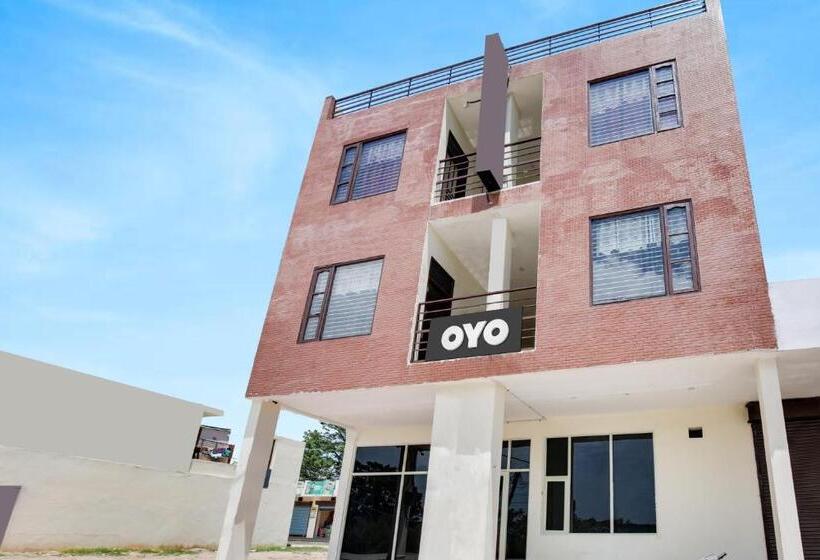 Flagship Hotel Gh Residency