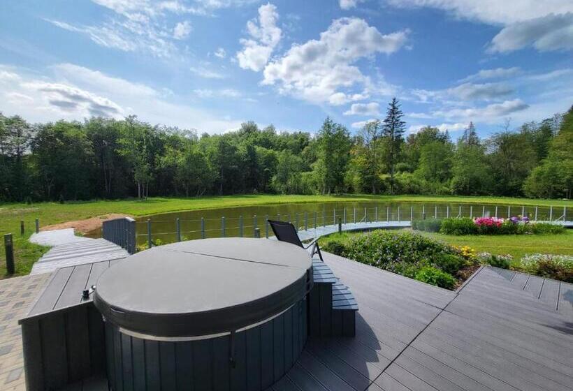 پانسیون 9 Garšas