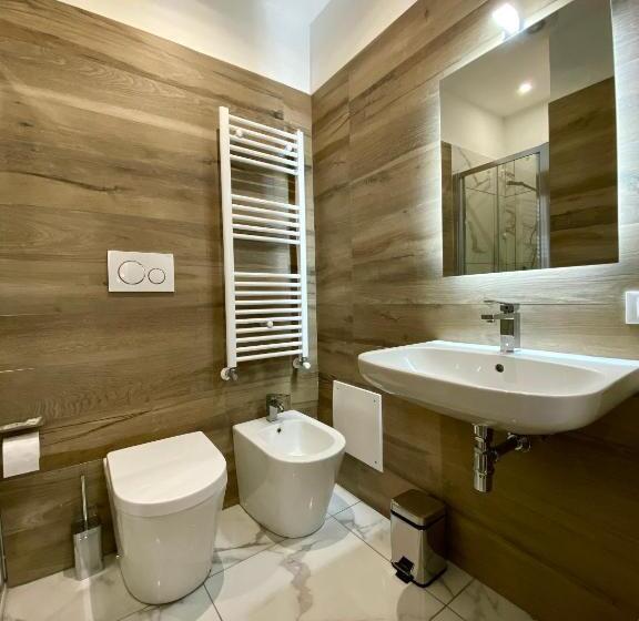 پانسیون Arbi Venice Station