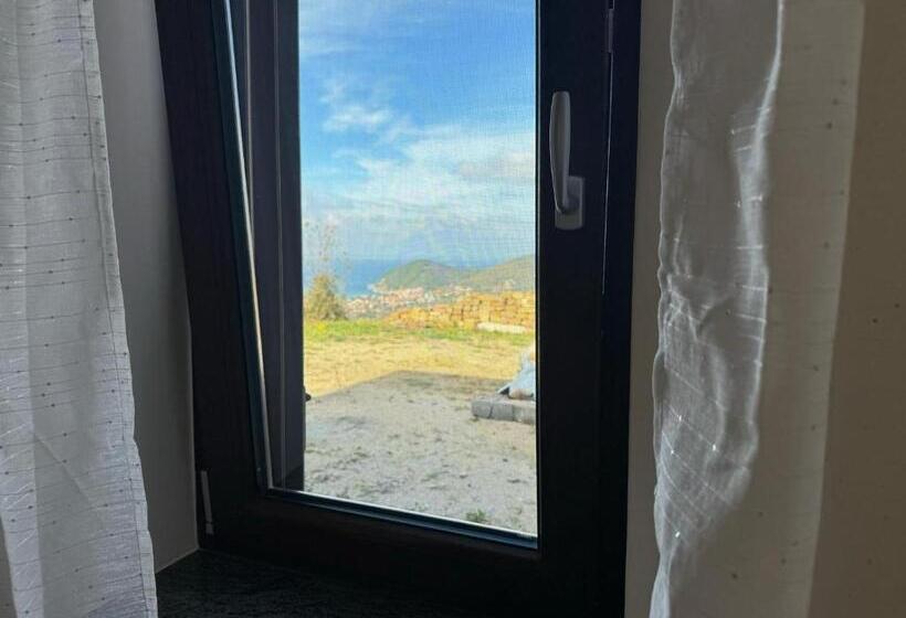 פנסיון Casa Iris