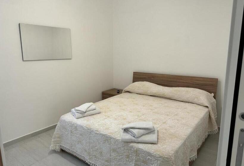 פנסיון Casa Iris