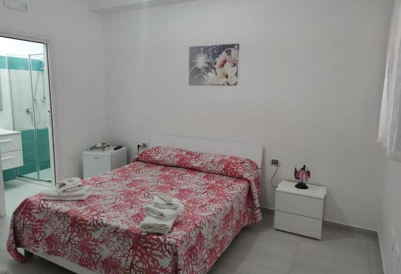 פנסיון Casa Iris