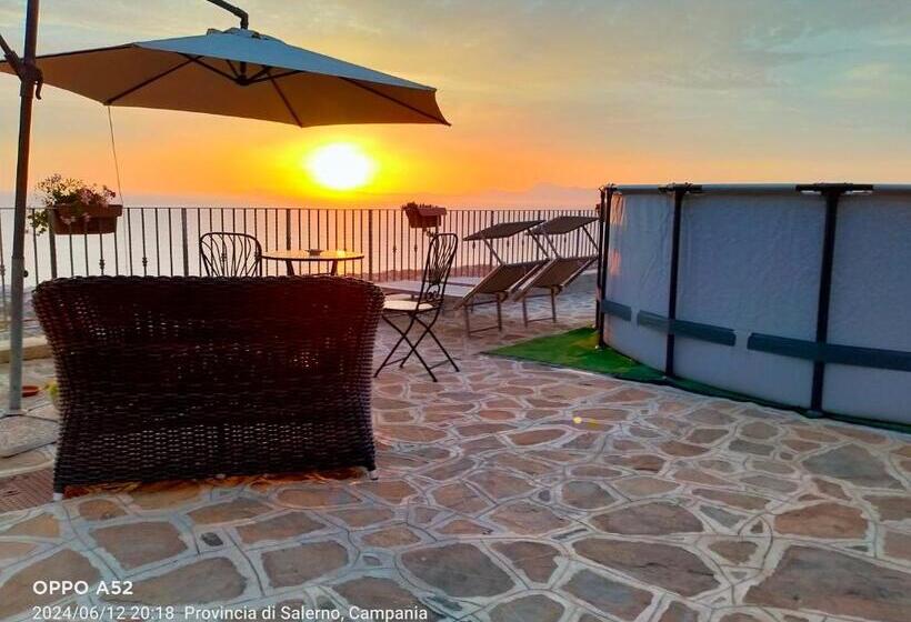 פנסיון Casa Iris