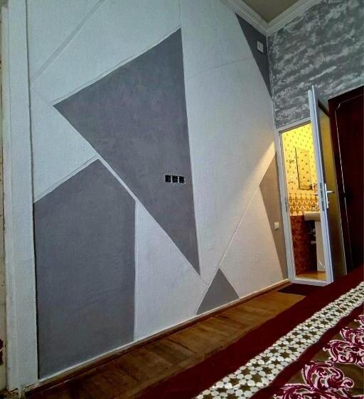 پانسیون Old House Korolistavi