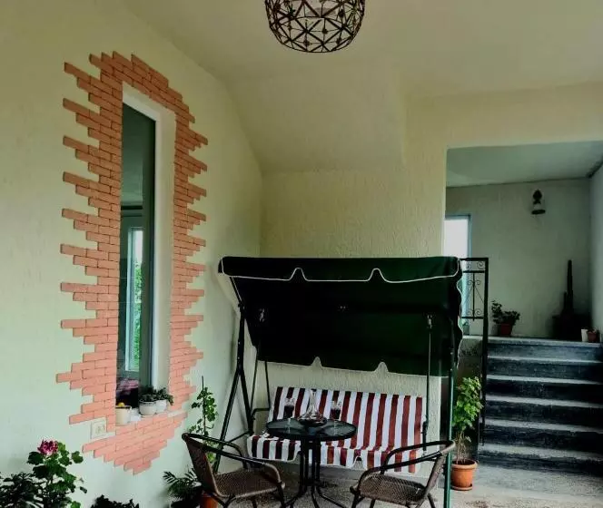 پانسیون Old House Korolistavi