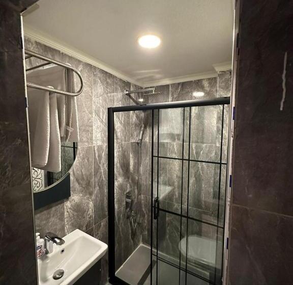 Отель Ada Life Suit