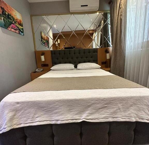 Отель Ada Life Suit