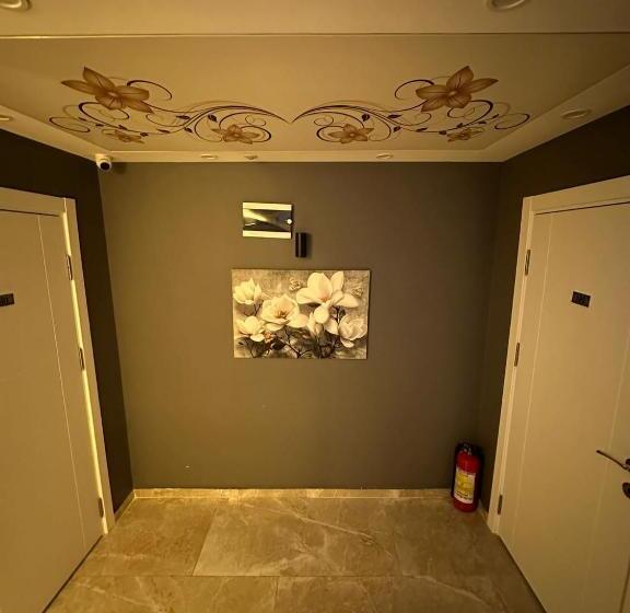 Отель Ada Life Suit