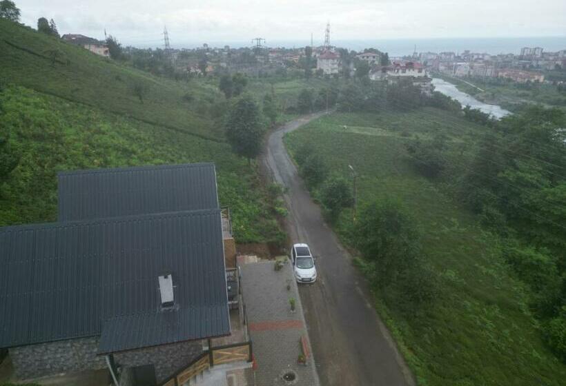 فندق صغير Blacksea House