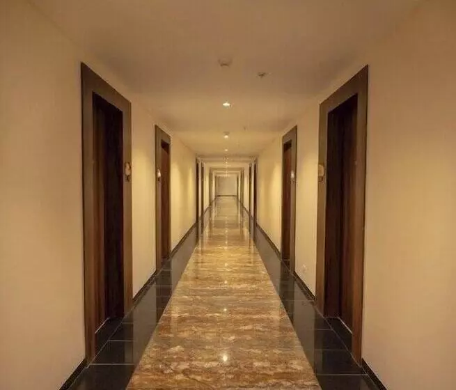Hôtel Utsav Square