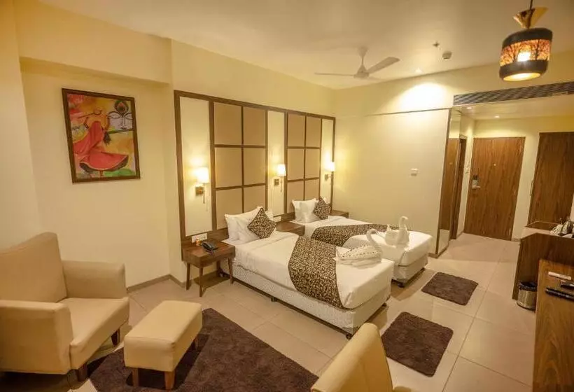 Hôtel Utsav Square
