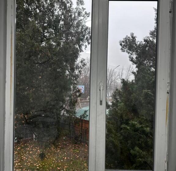 پانسیون Guest House Family7