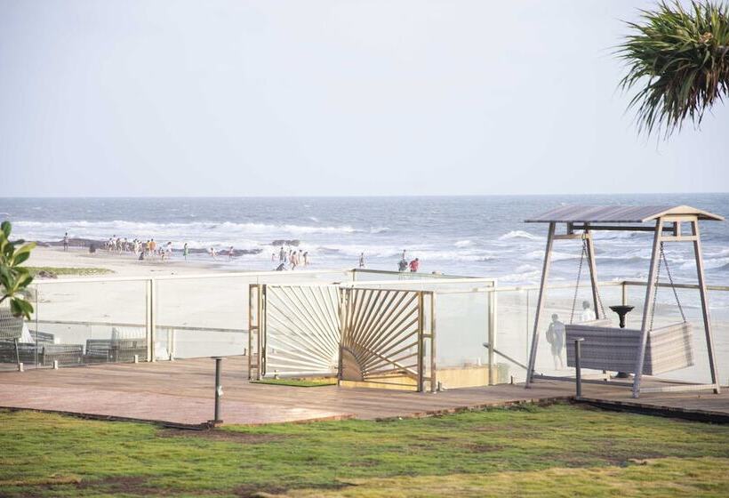 リゾートホテル Tan N Sand