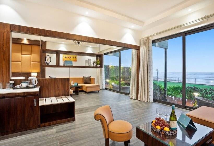 リゾートホテル Tan N Sand