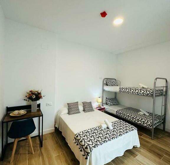 Hostel Costa Luz Béjar 28 30