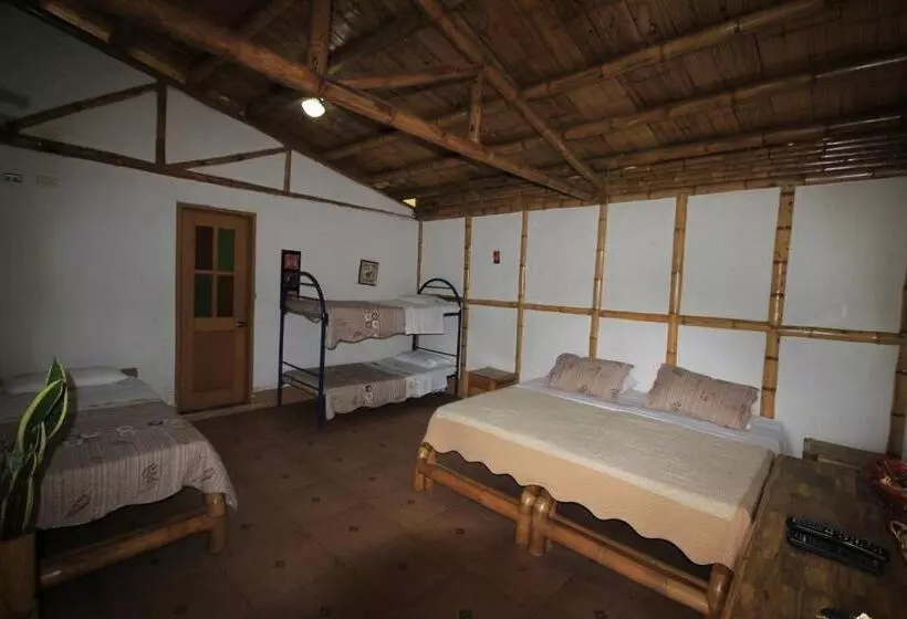 Eco Hotel Boutique En Ecoparque Chinauta, Piscina, Granja, Juegos