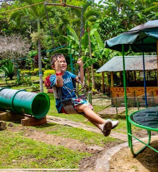 Eco Hotel Boutique En Ecoparque Chinauta, Piscina, Granja, Juegos