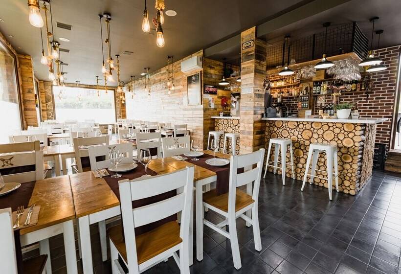 هتل O Lar De Pereiras