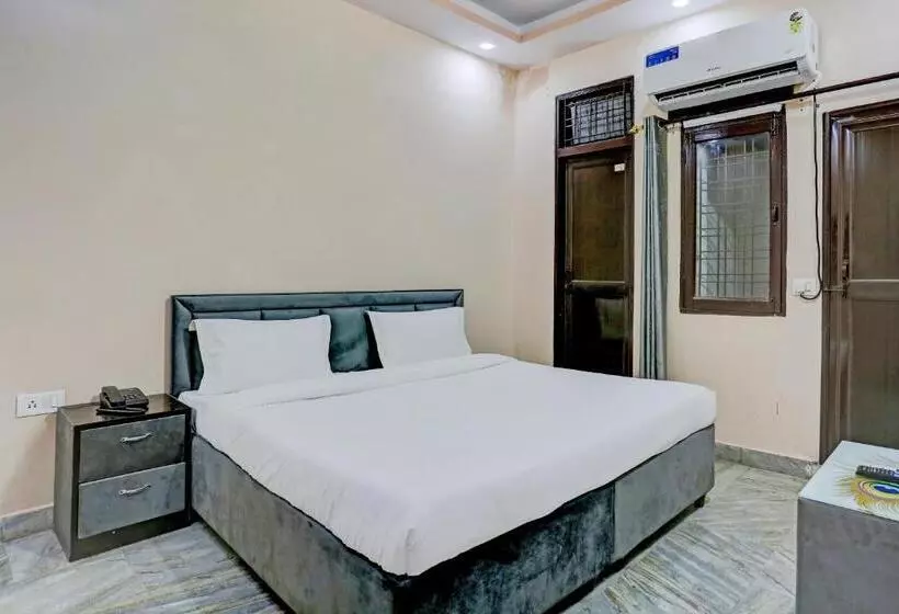 Hotelli Oyo 81467 Excel Home Stay