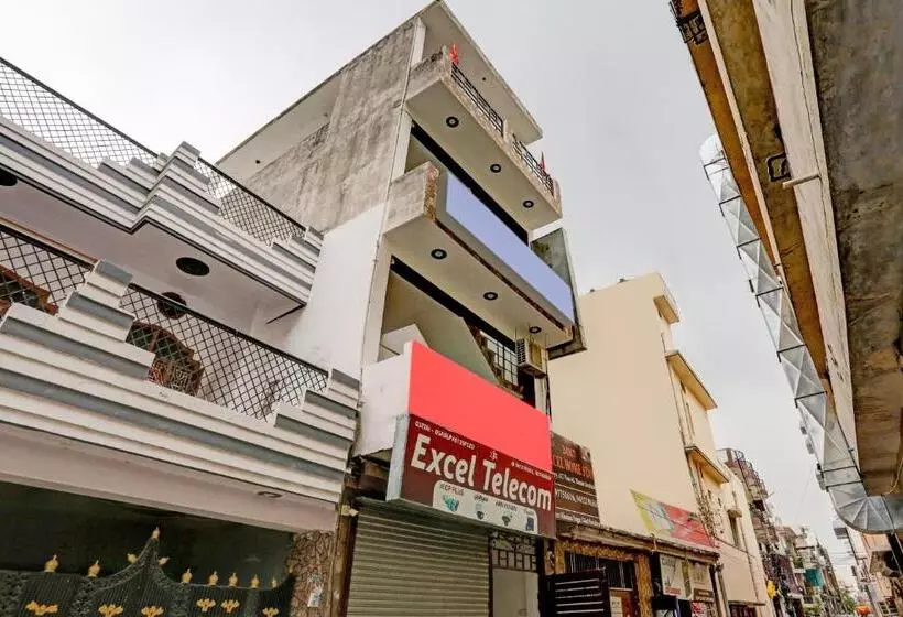 Hotelli Oyo 81467 Excel Home Stay